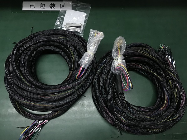 D-sub Cable Assemblies